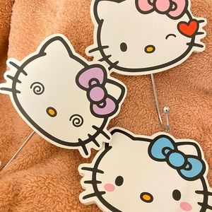 Hello Kitty room hooks